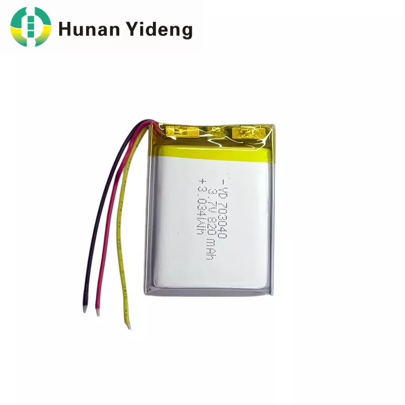 703040 Мала призматска батерија од 3,7 V 820 mAh